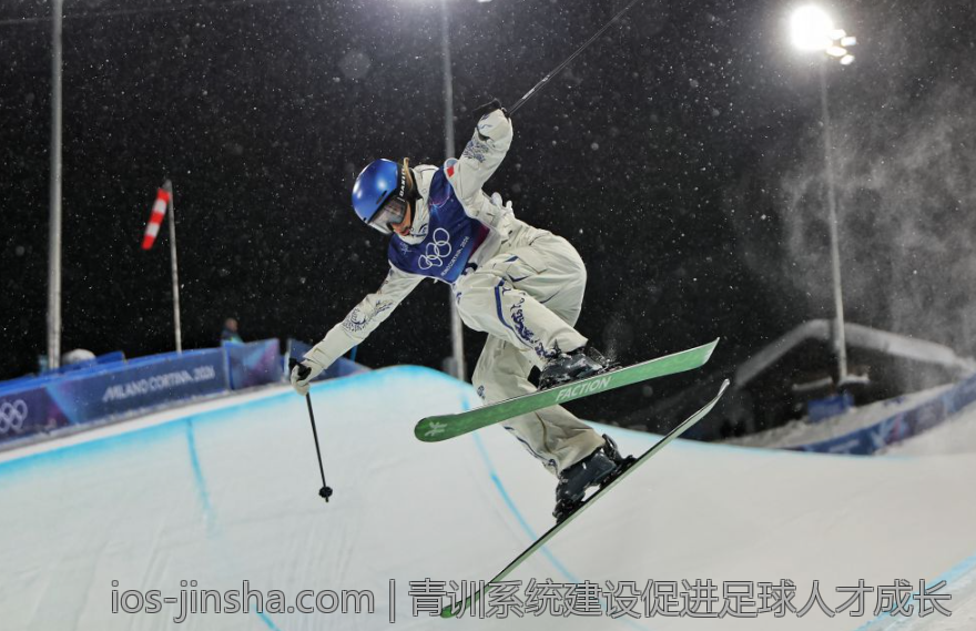 青训系统建设促进足球人才成长